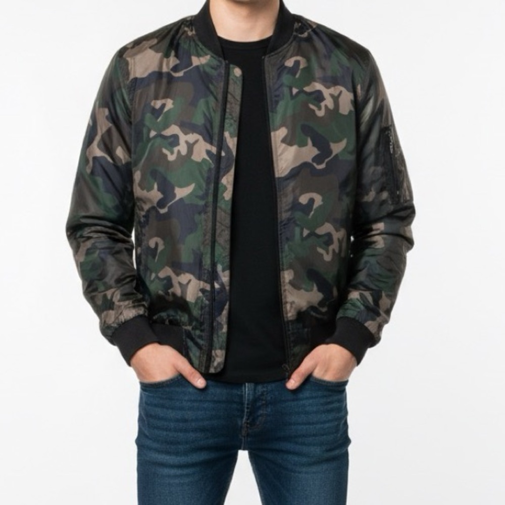 HINANO HAWAII Men’s Camo Zip Up Bomber Jacket